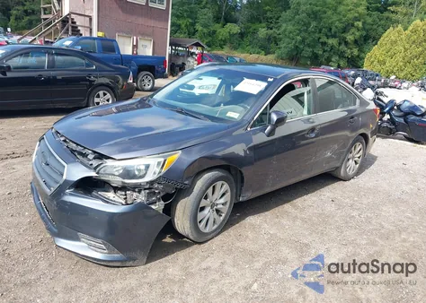 2015 Subaru Legacy 2.5I Premium из США, поврежденный, VIN 4S3BNAC65F3053011